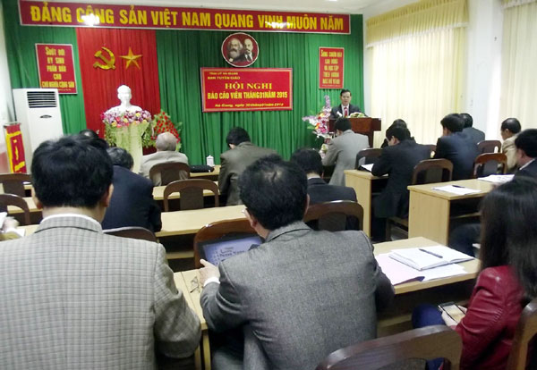 Bí thư Tỉnh ủy Triệu Tài Vinh phát biểu tại Hội nghị.