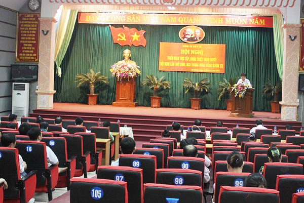 Hội nghị triển khai quán triệt, học tập Nghị quyết Hội nghị lần thứ 9, BCH Trung ương (khóa XI) cho cán bộ, CCVCLĐ ngành Y tế.