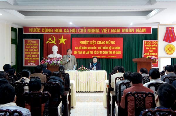 Thứ trưởng Bộ Tài chính Đỗ Hoàng Anh Tuấn thăm và làm việc với Sở Tài chính.