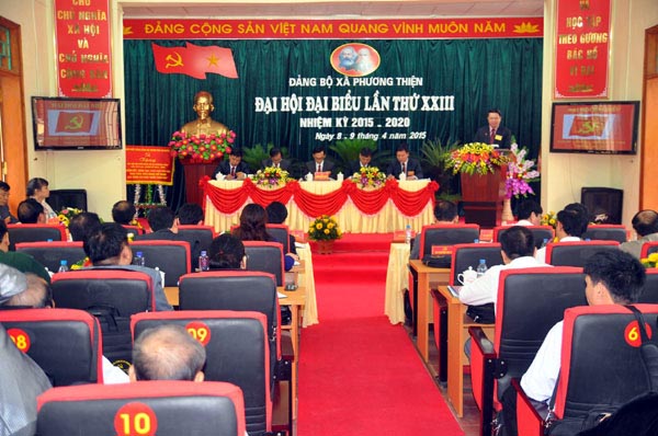 Bí thư Thành ủy Trần Mạnh Lợi phát biểu tại đại hội. 