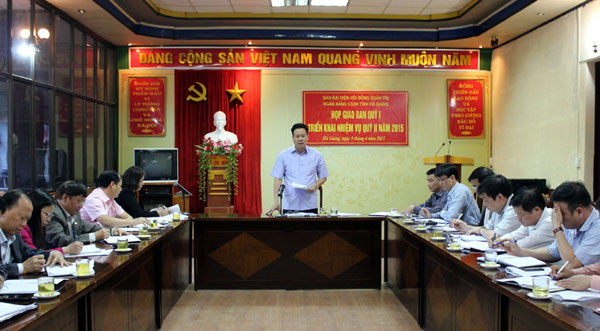 Đồng chí Nguyễn Văn Sơn, Phó Chủ tịch Thường trực UBND tỉnh phát biểu kết luận cuộc họp 