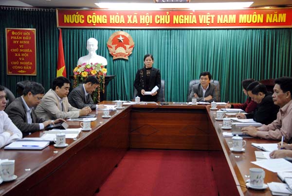 Phó Chủ tịch HĐND tỉnh Chúng Thị Chiên phát biểu kết luận tại Hội nghị. 