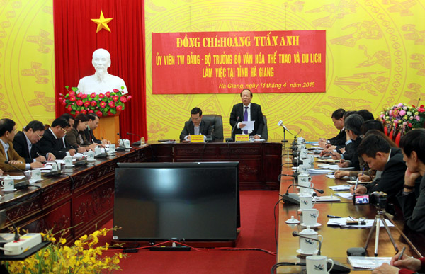 Bộ trưởng Hoàng Tuấn Anh kết luận buổi làm việc.