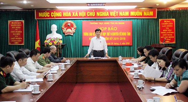 Toàn cảnh cuộc họp báo.