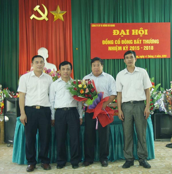HĐQT khóa mới (nhiệm kỳ 2015 – 2018) Công ty Cổ phần xi măng Hà Giang ra mắt.