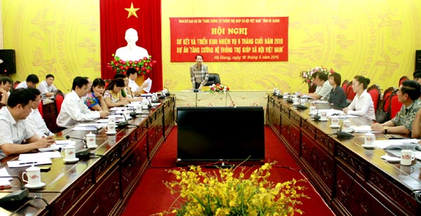 Phó Chủ tịch UBND tỉnh Trần Đức Quý kết luận Hội nghị.