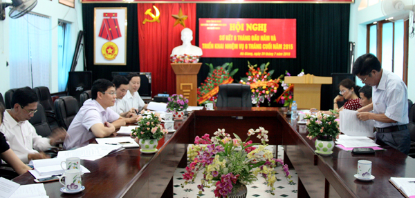 Các đại biểu dự Hội nghị.