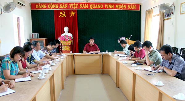 Báo Hà Giang họp triển khai kế hoạch tuyên truyền cho số báo đặc biệt chào mừng thành công Đại hội.
