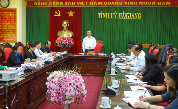 Đồng chí Thào Hồng Sơn, Phó Bí thư Thường trực Tỉnh ủy, Trưởng Đoàn Đại biểu Quốc hội khóa XIII tỉnh Hà Giang kết luận buổi Giao ban.