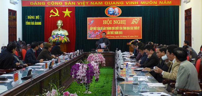 Bí thư Tỉnh ủy Triệu Tài Vinh phát biểu tại Hội nghị.
