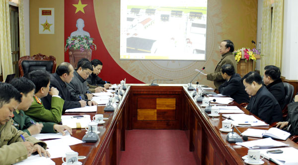 Các đại biểu đóng góp ý kiến tại hội nghị.