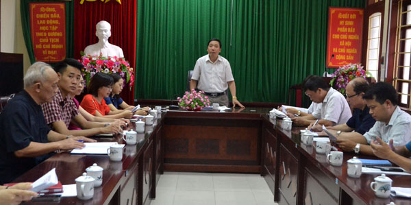Đồng chí Nguyễn Văn Hưng, Phó Trưởng ban Tuyên giáo Tỉnh ủy kết luận tại Hội nghị Giao ban công tác báo chí tháng 8.