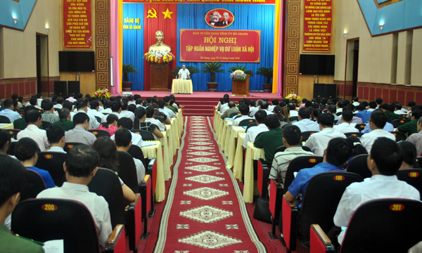 Toàn cảnh buổi tập huấn. 