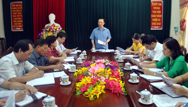 Đồng chí Thào Hồng Sơn, Phó Bí thư Thường trực Tỉnh ủy, Chủ tịch HĐND tỉnh phát biểu tại buổi giám sát.