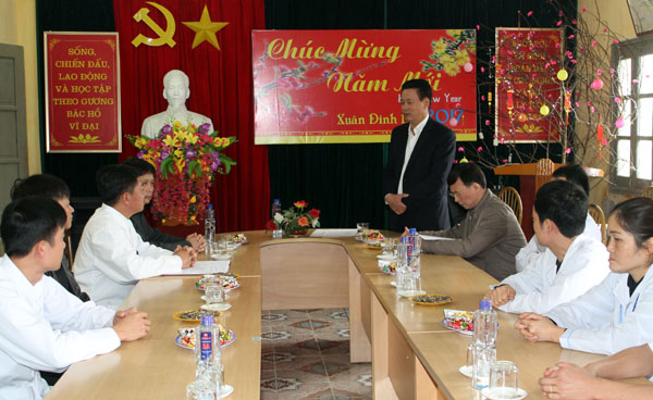 Chủ tịch UBND tỉnh Nguyễn Văn Sơn chúc Tết
