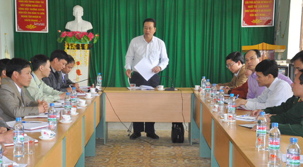 Chủ tịch UBND tỉnh Nguyễn Văn Sơn phát biểu kết luận buổi làm việc.