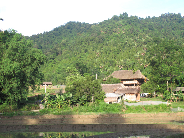 Một góc bản Châng.