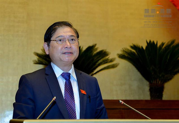 Chủ nhiệm Ủy ban Khoa học, Công nghệ và Môi trường Phan Xuân Dũng trình bày Báo cáo giải trình, tiếp thu và chỉnh lý dự thảo Luật Lâm nghiệp
