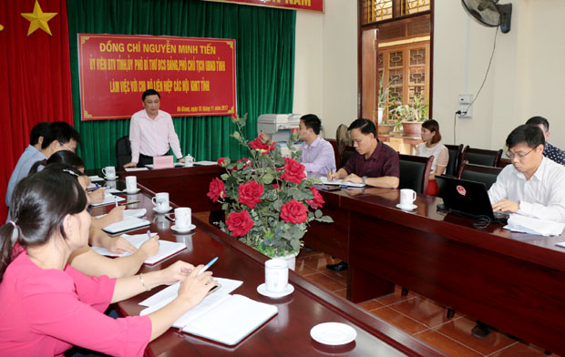 Đồng chí Nguyễn Minh Tiến, Ủy viên BTV Tỉnh ủy, Phó Chủ tịch Thường trực UBND tỉnh kết luận buổi làm việc