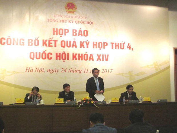 Tổng thư ký Quốc hội, Chủ nhiệm Văn phòng Quốc hội Nguyễn Hạnh Phúc phát biểu tại buổi Họp báo 