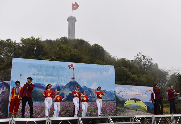 Một tiết mục văn nghệ đặc sắc trong Festival âm nhạc 
