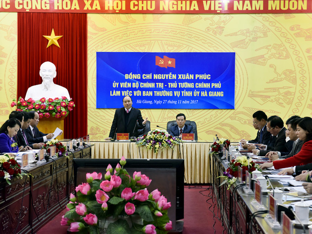 Thủ tướng Chính phủ Nguyễn Xuân Phúc phát biểu tại buổi làm việc.