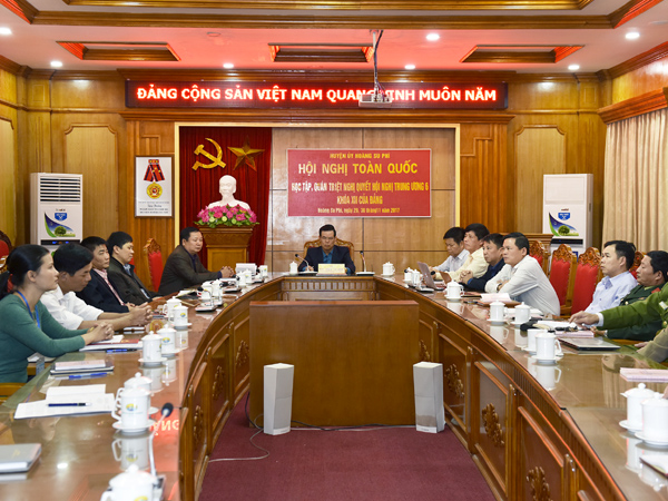 Bí thư Tỉnh uỷ chủ trì HN trực tuyến học nghị quyết đầu cầu HSP