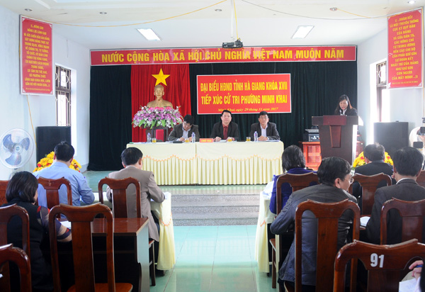 Đại diện Tổ đại biểu HĐND tỉnh thông báo dự kiến thời gian, chương trình, nội dung Kỳ họp thứ VI, HĐND tỉnh tới các bậc CT. 