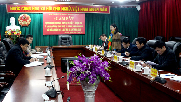 Phó Trưởng đoàn ĐBQH khóa XIV tỉnh Hà Giang Vương Ngọc Hà kết luận buổi làm việc.