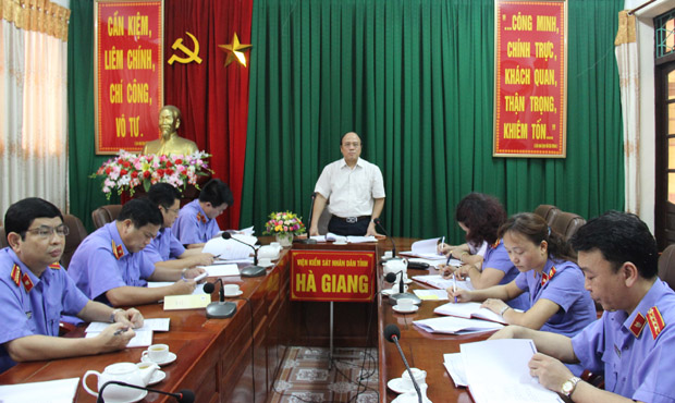 Chủ nhiệm UBKT Tỉnh ủy Lê Quang Minh làm việc với Viện Kiểm sát Nhân dân tỉnh.