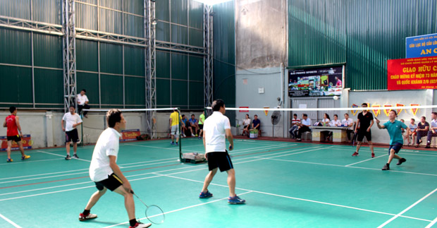 Các vận động viên tranh tài tại giải.