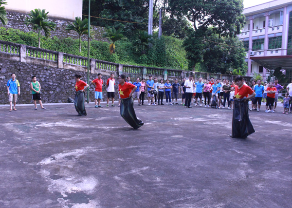 Nội dung nhảy bao bố đơn nữ