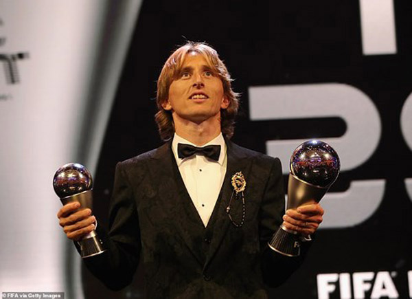 Modric giành giải The Best năm 2018