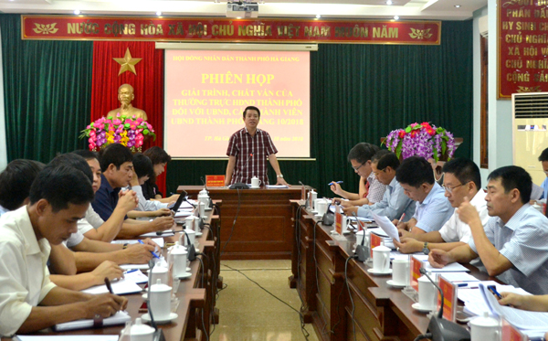 Đồng chí Trần Mạnh Lợi, Bí thư Thành ủy, Chủ tịch HĐND TPHG kết luận phiên họp.