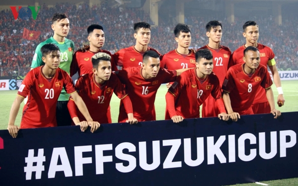 ĐT Việt Nam giành vé vào bán kết AFF Cup 2018 với ngôi nhất bảng A.