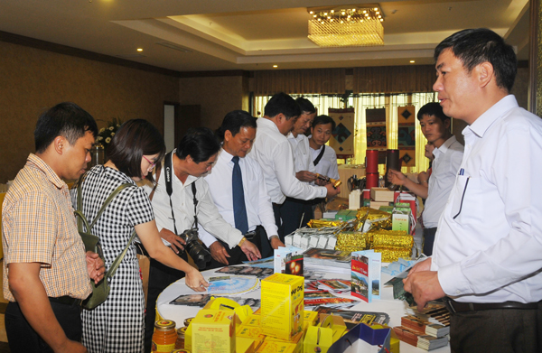 HTX Dịch vụ nông - lâm nghiệp tổng hợp Ngọc Sơn, xã Minh Ngọc (Bắc Mê) giới thiệu sản phẩm tại Hội nghị Xúc tiến du lịch của tỉnh được tổ chức tại Cần Thơ năm 2018. 