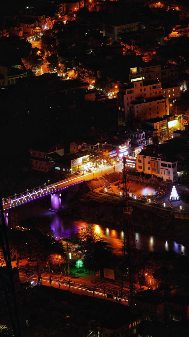 Thành phố Hà Giang về đêm.