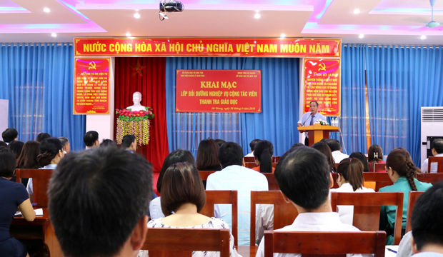 Buổi khai mạc lớp bồi dưỡng nghiệp vụ cộng tác viên thanh tra giáo dục