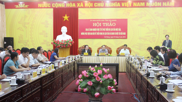 Đại diện Văn phòng JICA tại Việt Nam chia sẻ kinh nghiệm phát triển du lịch của Nhật Bản tại Hội thảo.