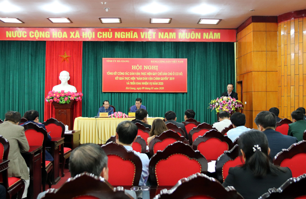 Các đại biểu dự hội nghị