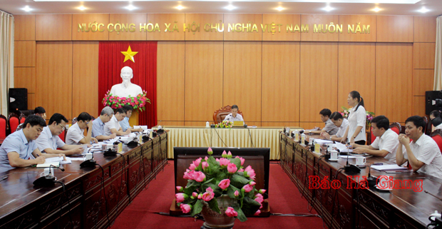 Đại biểu đóng góp ý kiến vào dự thảo Đề án.