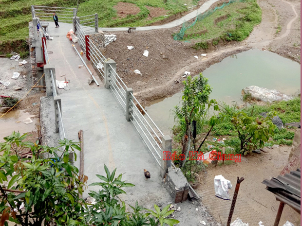 Cầu thôn Thuồng Luồng, xã Xín Cái được đầu tư từ nguồn vốn xã hội hóa.