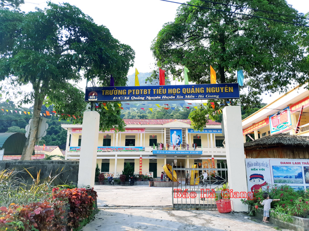 Khuôn viên Trường PTDT Bán trú Tiểu học Quảng Nguyên.