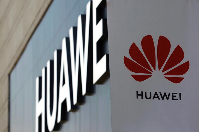 Mỹ tăng cường trừng phạt Huawei. (Ảnh: Reuters)