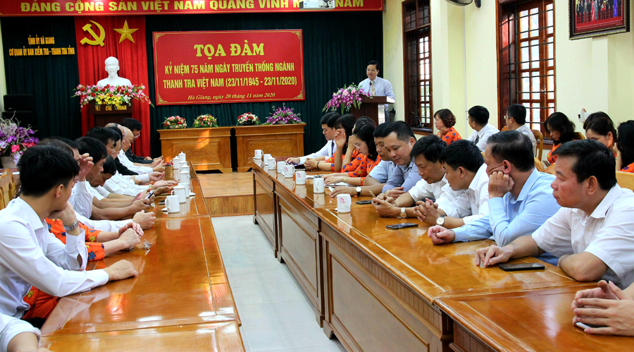 Toàn cảnh buổi tọa đàm kỷ niệm 75 năm ngày truyền thống ngành Thanh tra. 
