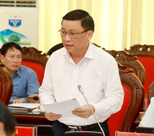 Trưởng Ban Tổ chức – Nội vụ tỉnh Nguyễn Minh Tiến đóng góp giải pháp nâng cao chất lượng cải cách hành chính.