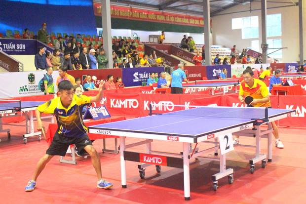 Một trận tranh tài hấp dẫn ở nội dung đánh đơn.