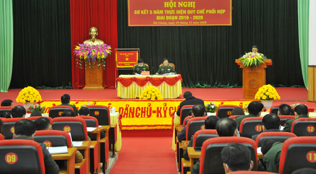 Toàn cảnh hội nghị.