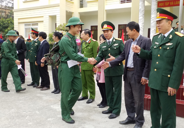 Công dân huyện lên đường làm nhiệm vụ bảo vệ Tổ quốc năm 2020.