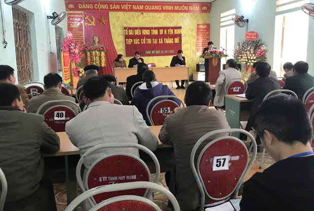Tổ đại biểu HĐND tỉnh tiếp xúc cử tri tại xã Thắng Mố.
